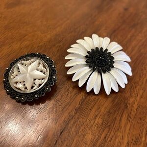 Two vintage brooches